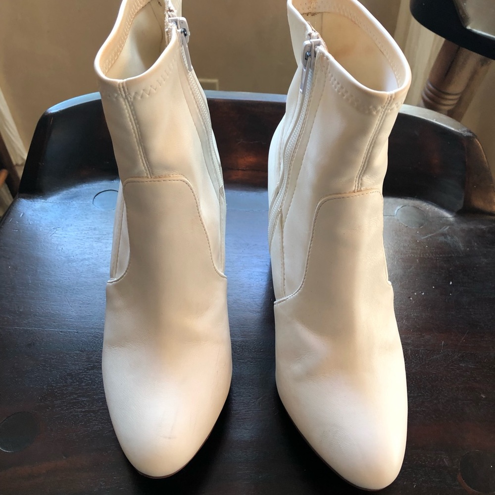 White Steve Madden angle boots